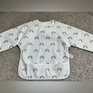 ❤️ NWOT Cloud Island Rainbow Print Kids Bib Shirt/Smock, 6+ Months